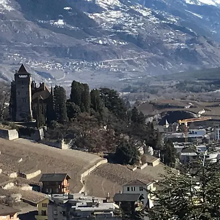 Les Murets Bed & Breakfast Sierre